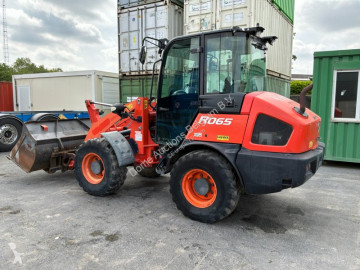 Chargeuse sur pneus Kubota