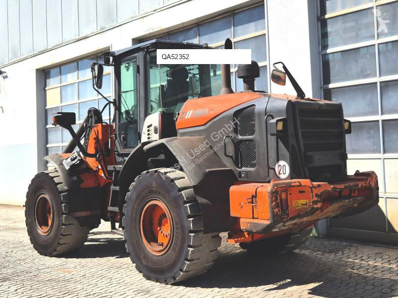 مُحمّلة Hitachi ZW180-5