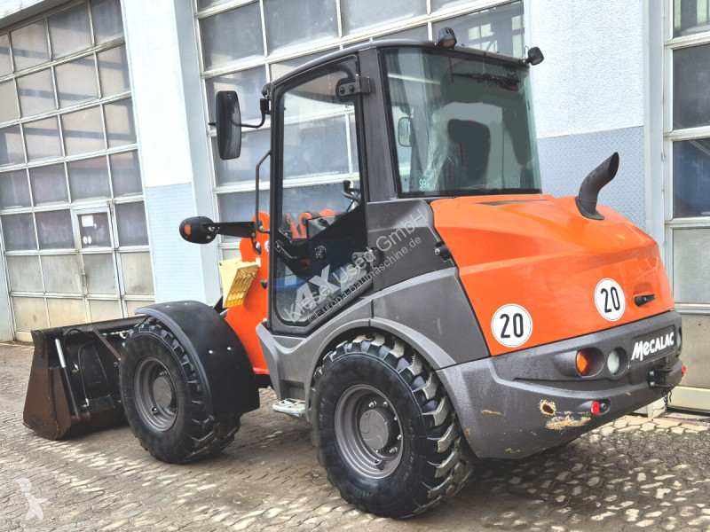 Pala cargadora Mecalac AX850