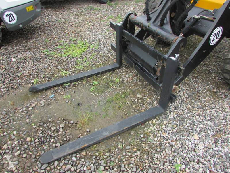 Lastare JCB Radlader 43.500 EUR