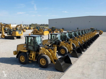 Pá carregadora sobre pneus Caterpillar nova