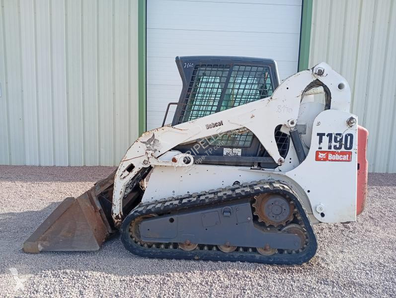 Pá carregadora Bobcat  t190