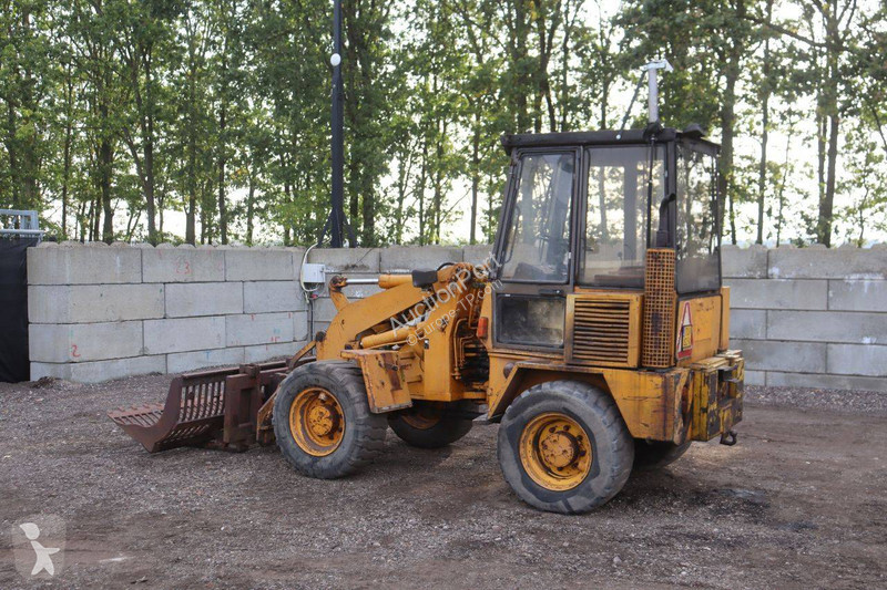 Pala cargadora Ahlmann AL 7C
