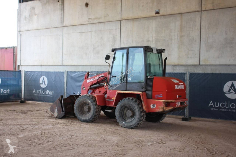 Chargeuse Ahlmann AS85/