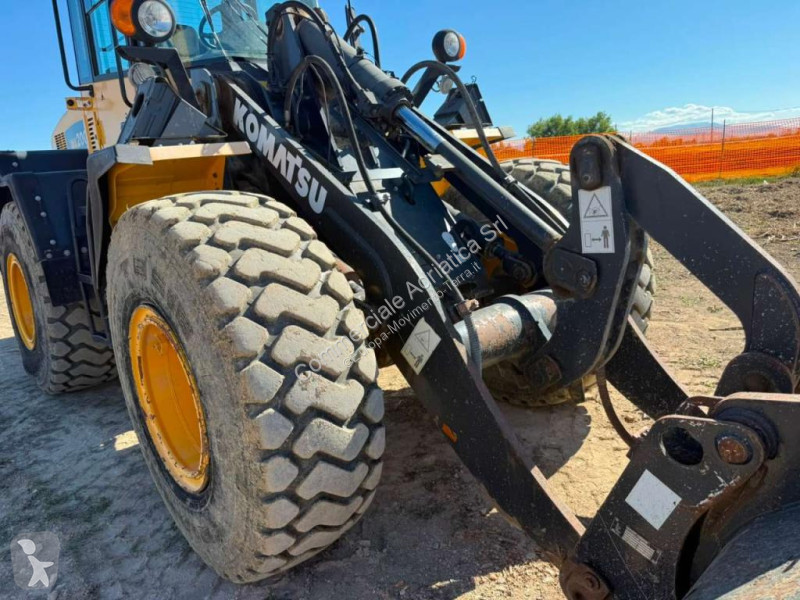 Incarcator Komatsu
