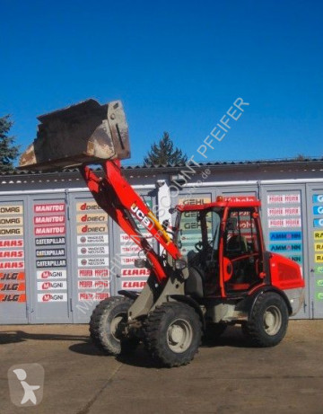 Chargeuse sur pneus JCB