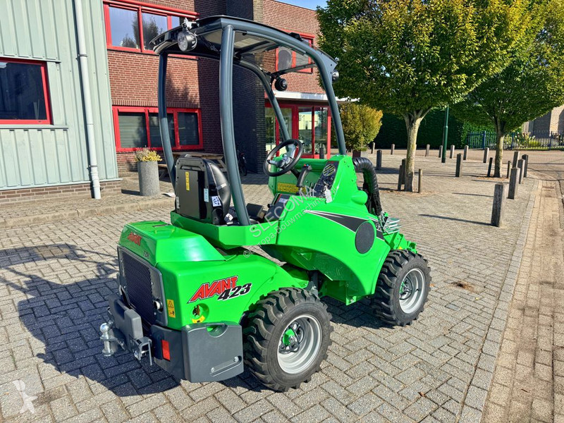 Chargeuse Avant tecno 423 TDL Shovel