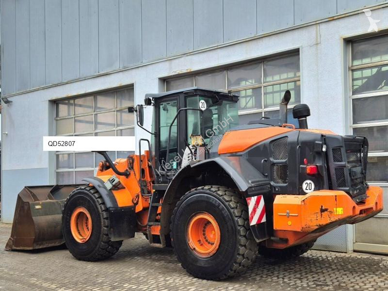 Товарач Hitachi 6