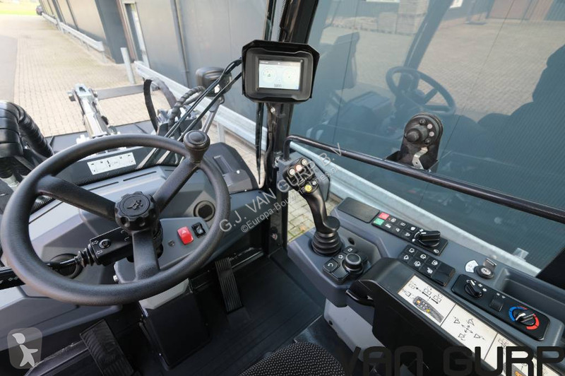 مُحمّلة Bobcat L 75 | 2022 | 2175h