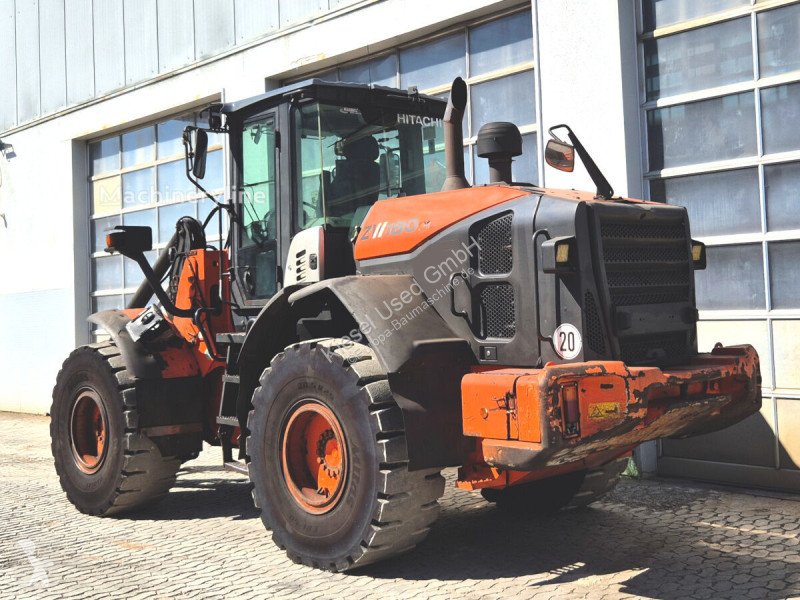 Товарач Hitachi ZW180-5