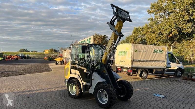 Kramer 5035 loader
