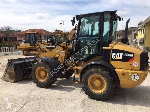 Pala Caterpillar 908M