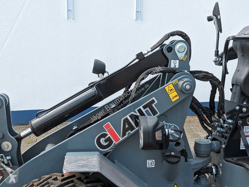 Incarcator Giant Radlader Giant G2500 miete