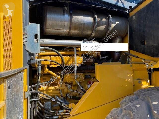 Pala cargadora John Deere 744 P MIETE / RENTAL...