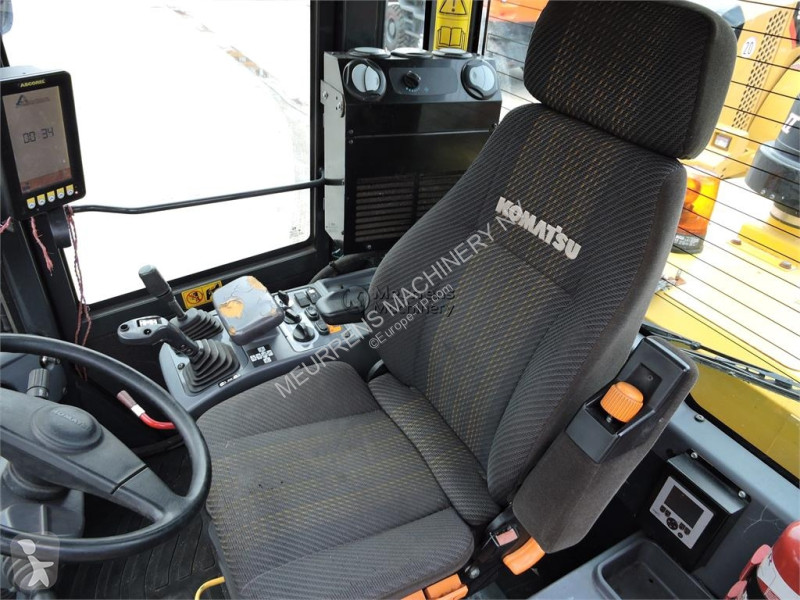 Pala Komatsu WA320