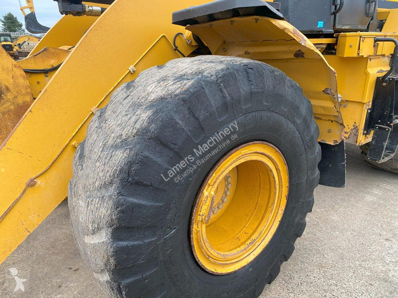 Shovel Caterpillar NVT
