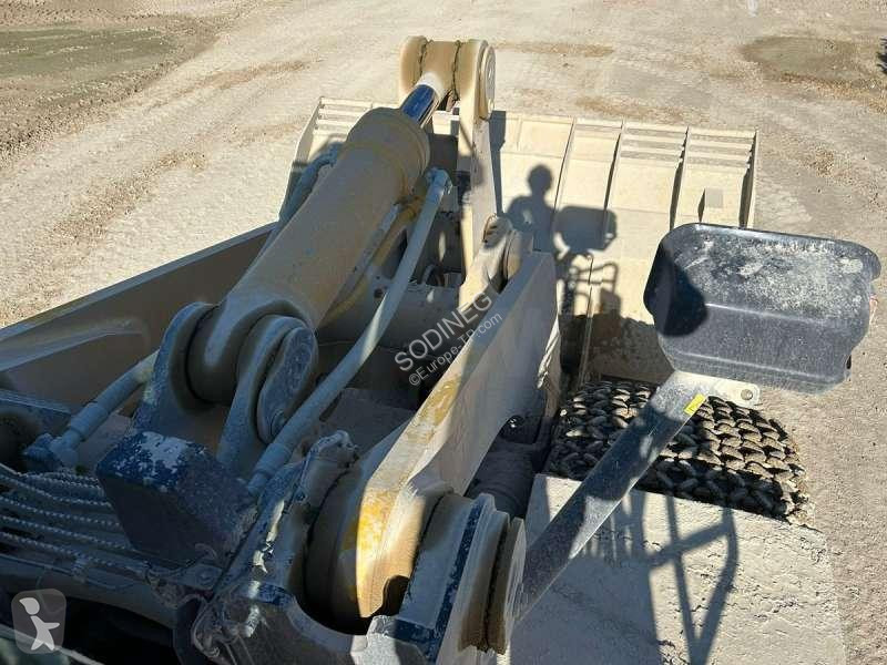 Incarcator Komatsu  WA600-8E0