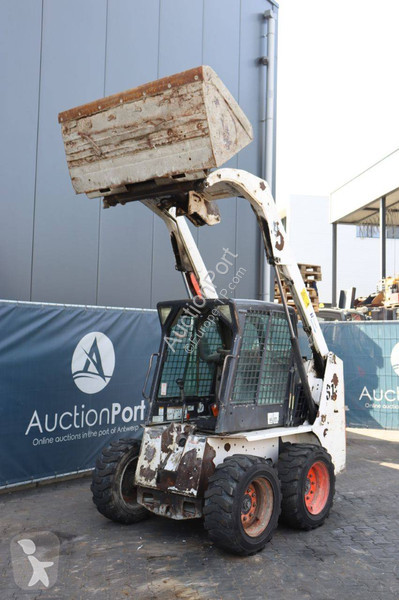 Shovel Bobcat