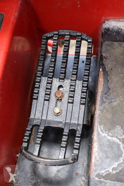 Shovel Manitou 1050 RT