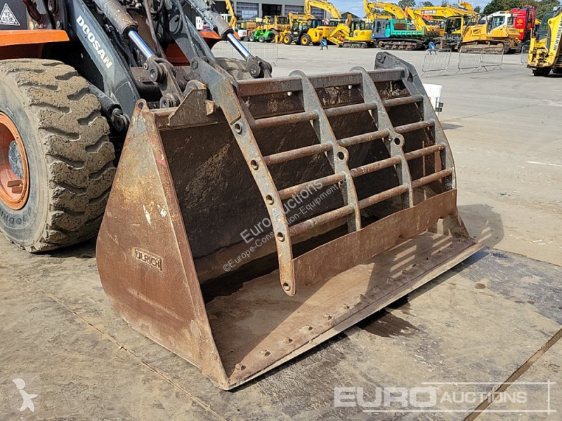Shovel Doosan DL200TC-5