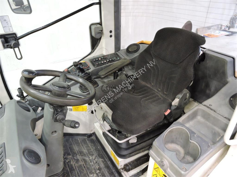 Nakladač Liebherr L508 + FORK