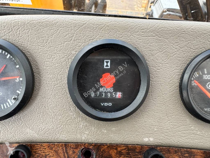 Nakladač  L18 - 4rd Function / CDC Steering