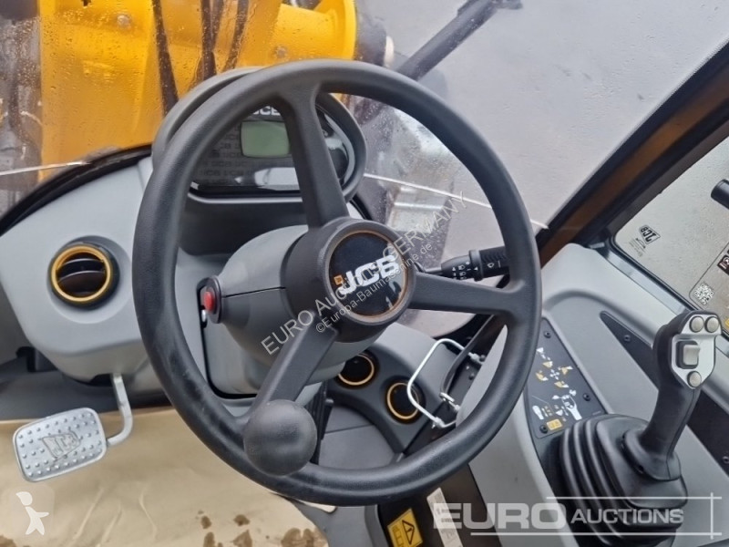 Incarcator JCB 409