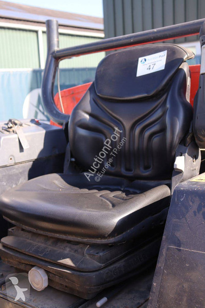 مُحمّلة Kubota R065
