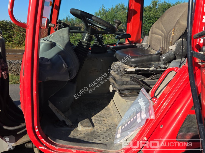 Nakladač Volvo L28F
