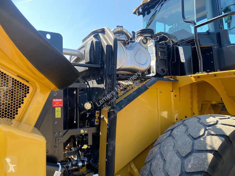 مُحمّلة Caterpillar 962 M .