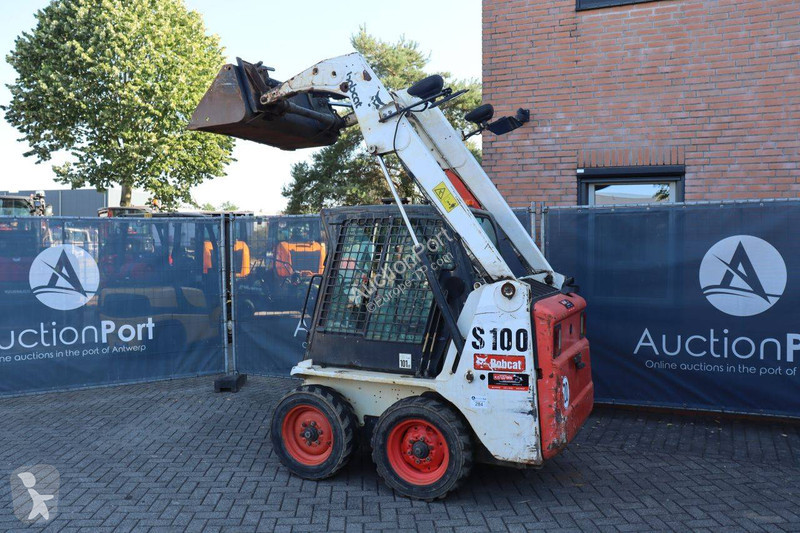 Фронтальный погрузчик Bobcat