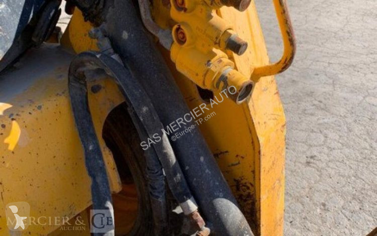 Shovel Bobcat