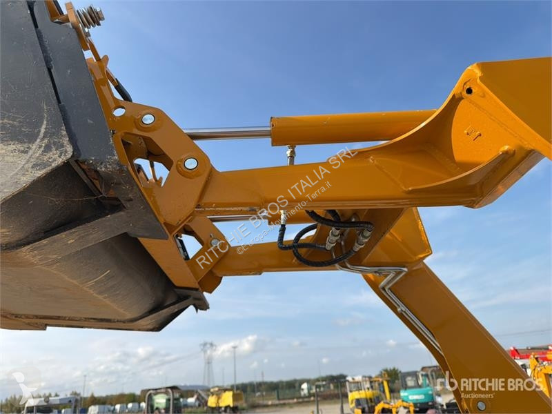 Pala cargadora  Kato-imer AS 12 Skid Steer Loader