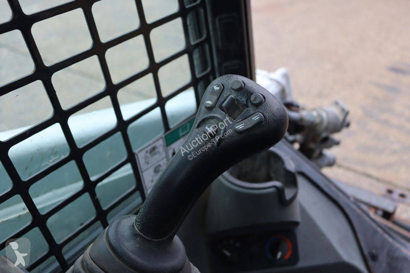 Chargeuse Bobcat T450