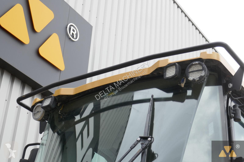 Nakladač Caterpillar 980M