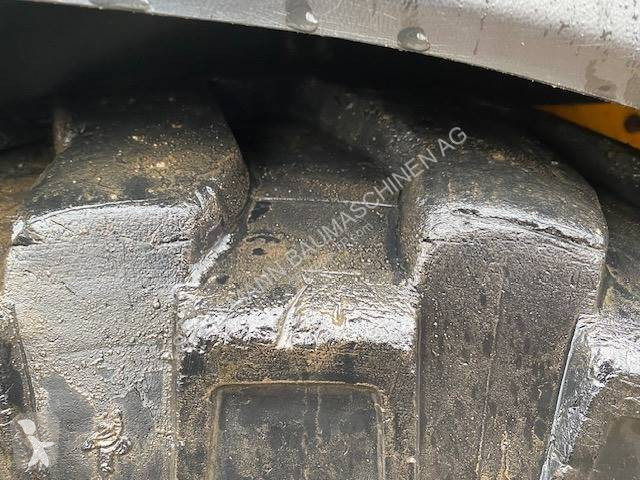 Shovel JCB
