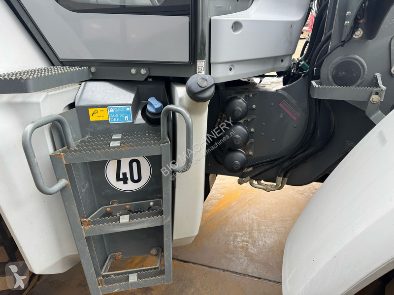 Læssemaskine Kramer 8155 / Forks / bucket