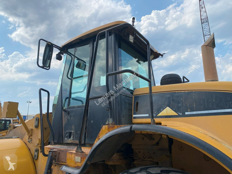 Shovel Caterpillar NVT