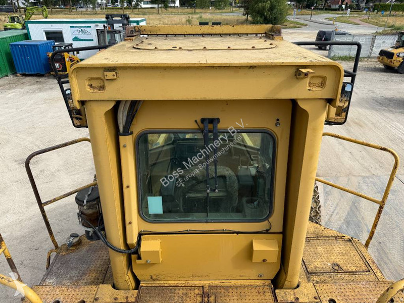 Shovel Caterpillar - German Machine / Automatic...