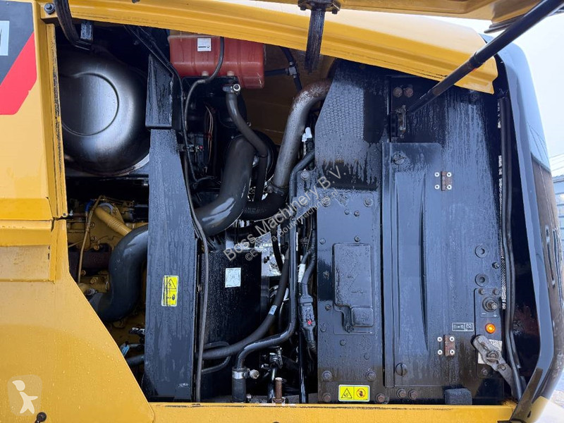Nakladač Caterpillar 926M - Dutch Machine /...