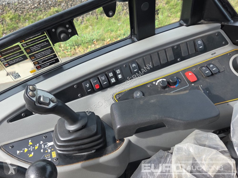 Товарач JCB 409