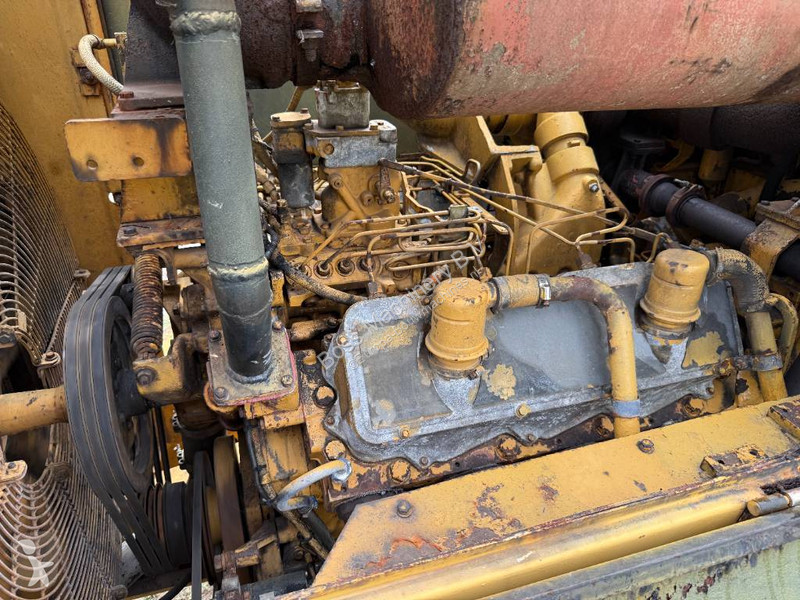 مُحمّلة Caterpillar - Dutch Machine / Top...