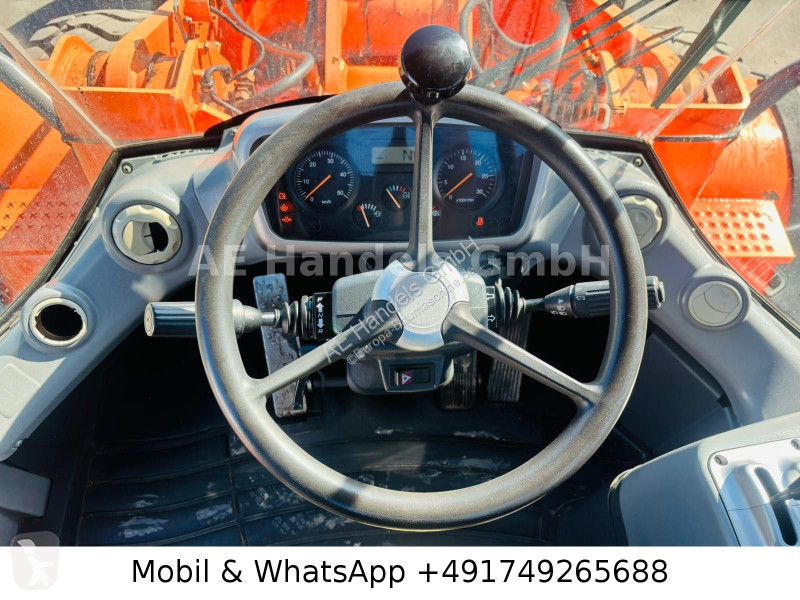 Фронтальный погрузчик Doosan...
