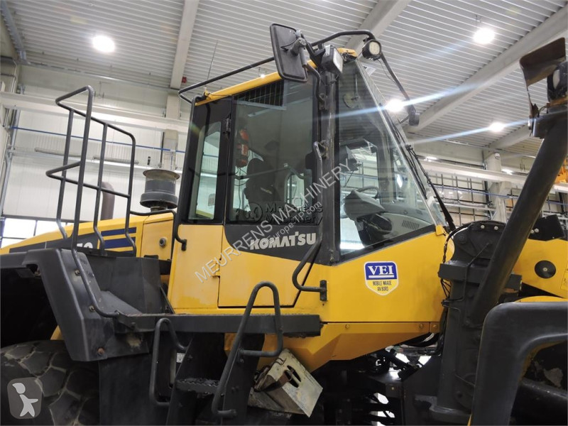 Nakladač Komatsu