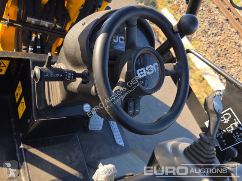 Nakladač JCB 403