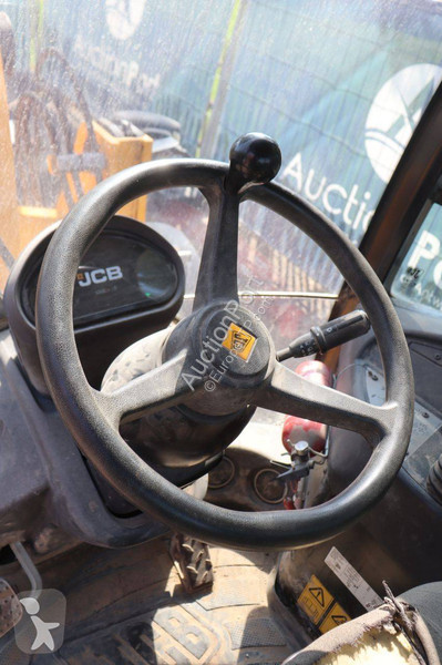 Nakladač JCB T4