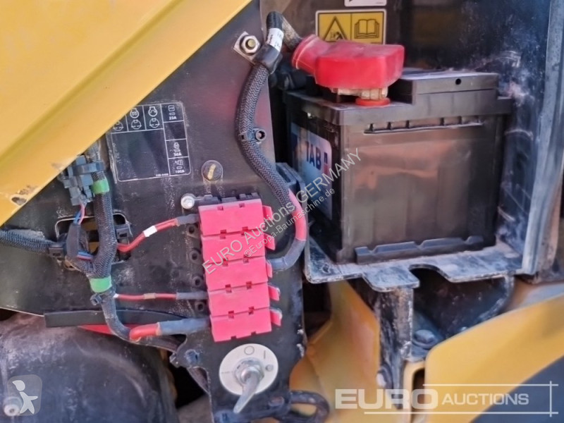 Chargeuse Caterpillar 908M