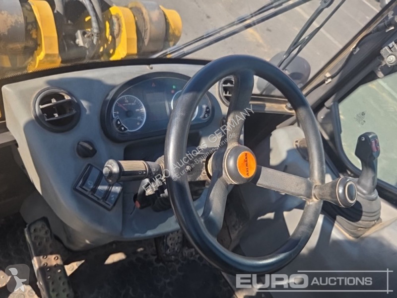 Товарач Mecalac AS700