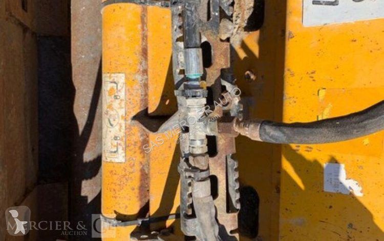 Shovel Bobcat