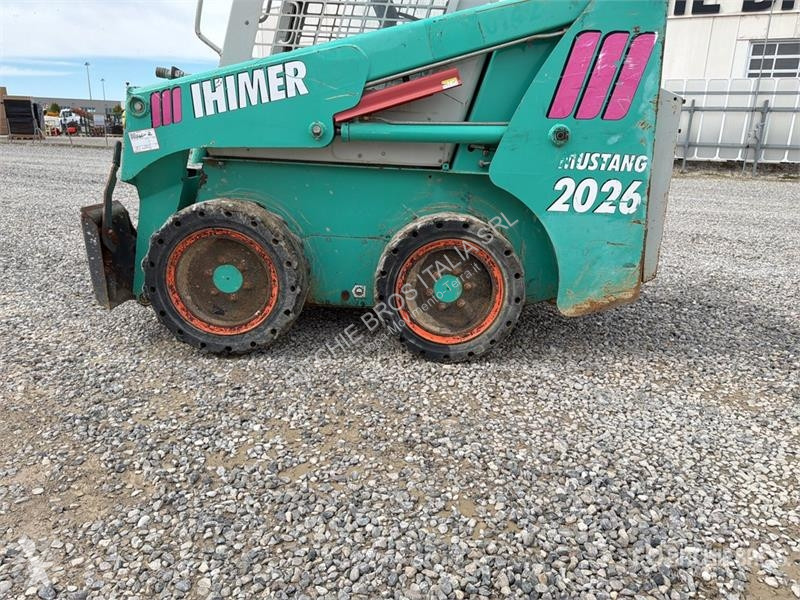 Chargeuse IHI 2026 Skid Steer Loader
